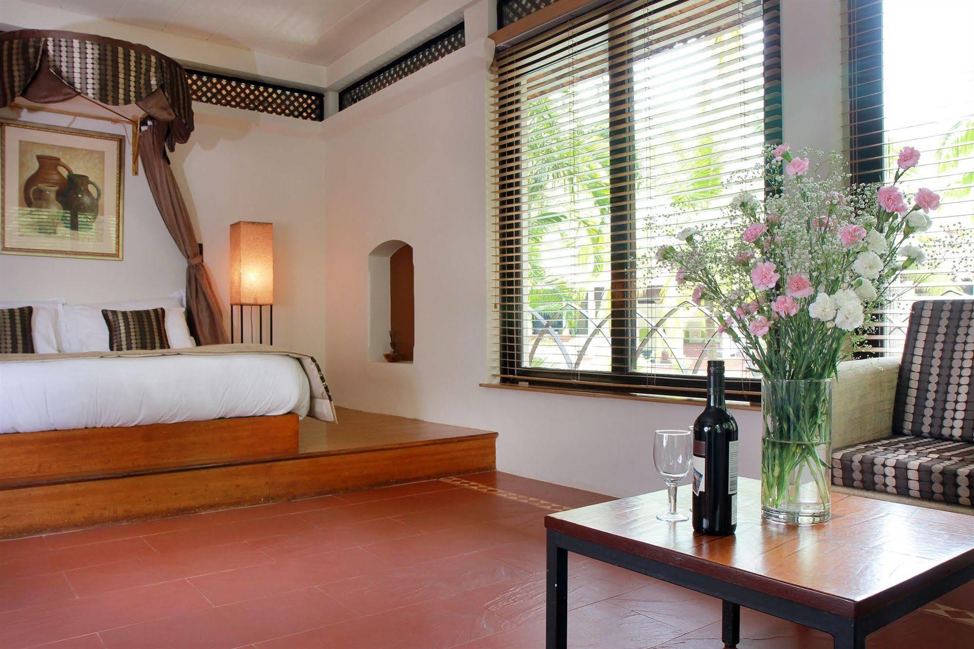 Coconut Creek Resort - Dabolim Airport Mormugao Ngoại thất bức ảnh
